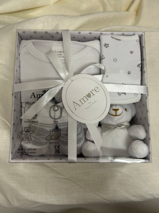 Baby gift set by amore